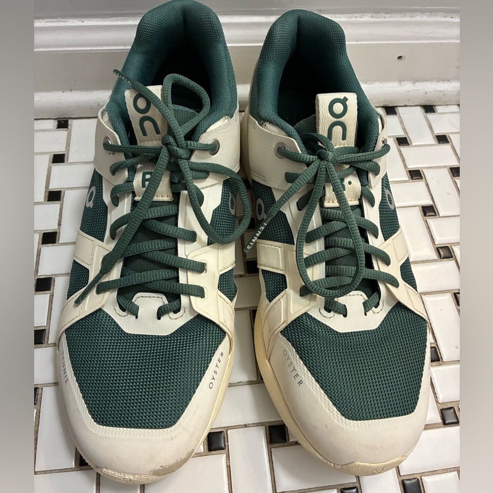 ON Men's Athletic Shoes - Green and Cream